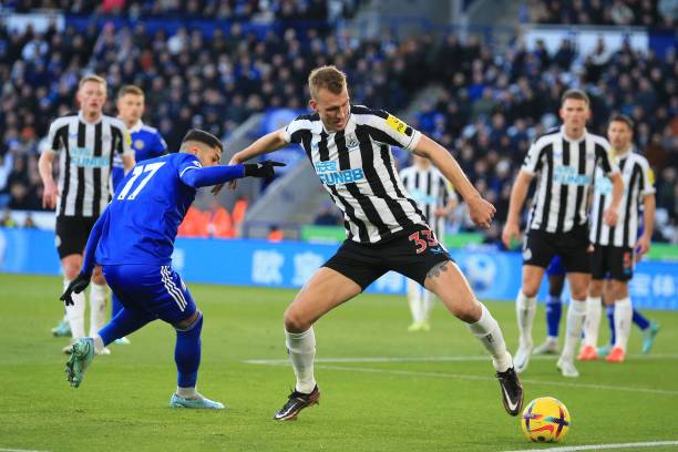 中的崛起趋 中的崛起趋