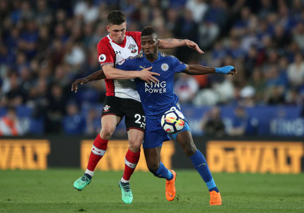 对球队的攻 对球队的攻